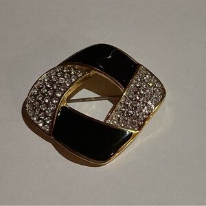 Vintage Butler Elegant Black and Gold Brooch with Crystals